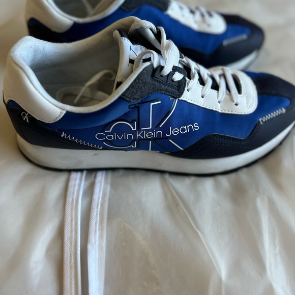 Calvin Klein sneakers for men - Picture 2 of 4